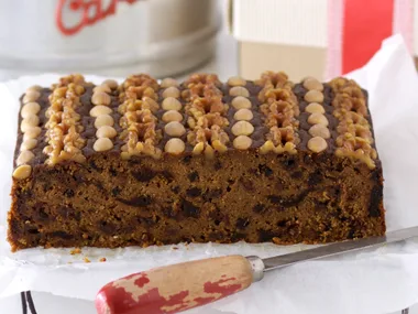 Eleventh-hour christmas cake