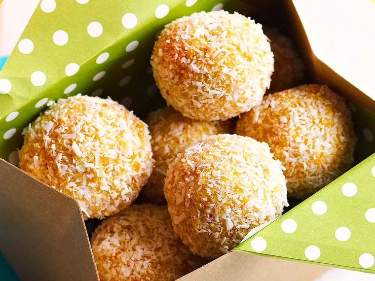Apricot balls