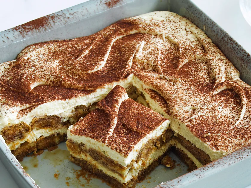 Spongy and syrupy tiramisu recipe