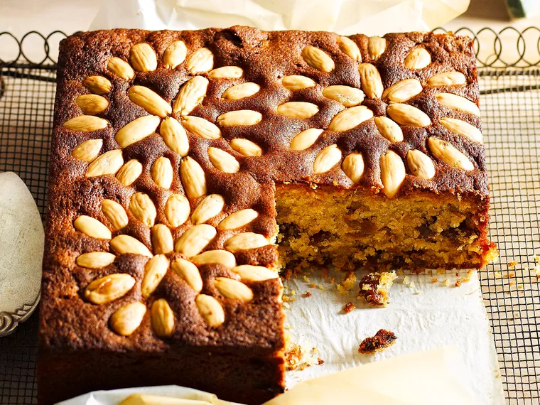Earl Grey sultana cake