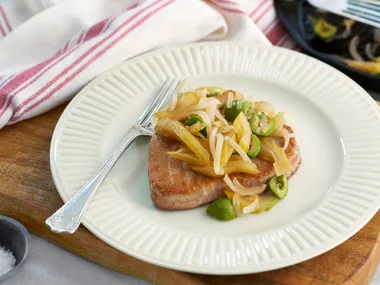 Braised tuna with sicilian olives