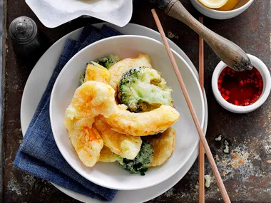 Broccoli, pumpkin and onion tempura with soy dipping sauce