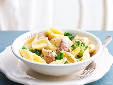 Chicken and broccoli pasta with creamy lemon sauce