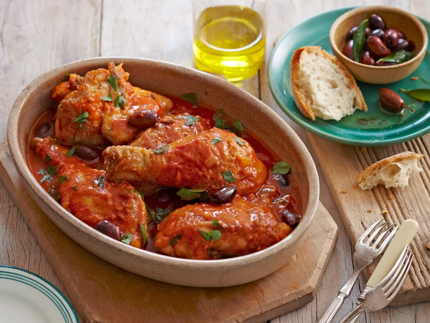 Chicken cacciatore with salty kalamata olives recipe