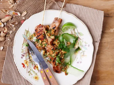 Chicken skewers with peanut dipping sauce