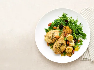 Chicken with tomato and borlotti beans