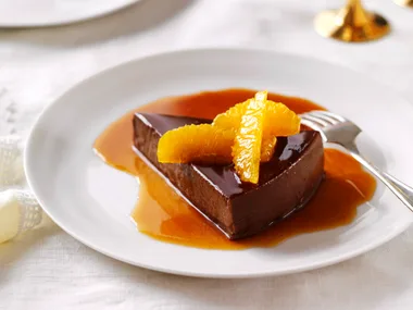 Chocolate spiced catalana with oranges