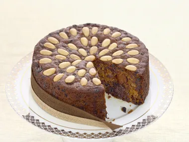 Christmas fruit cake
