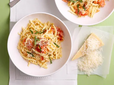 Crab and white wine pasta