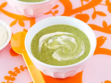 Creamy broccoli and potato soup