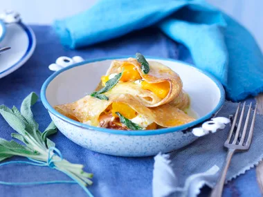Crispy crepes with goat's cheese and sage