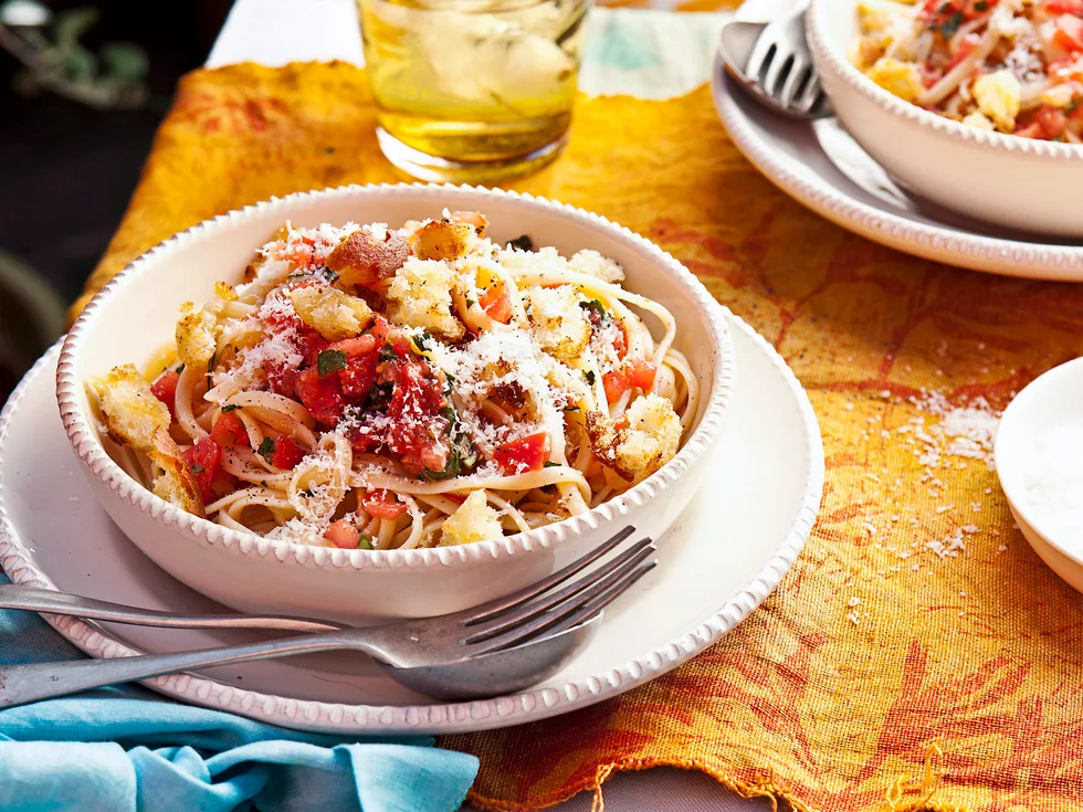 Bruchetta linguine with lemon crumbs