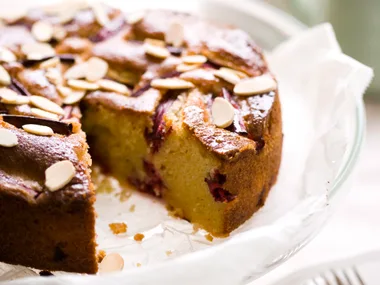 rhubarb and almond cake