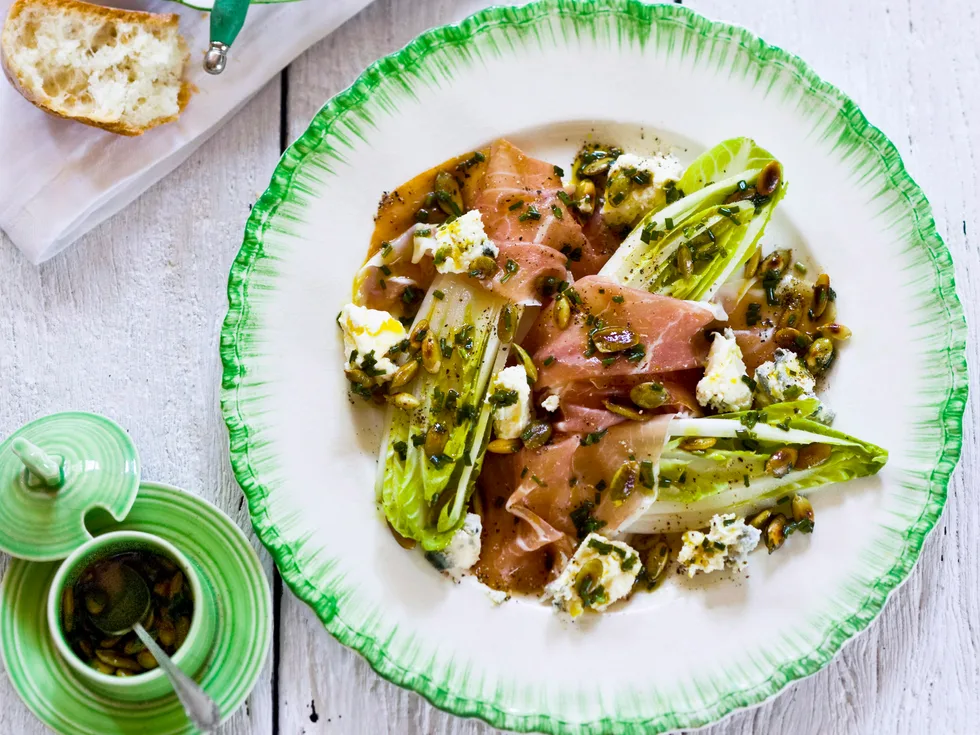 Witlof, blue cheese and prosciutto salad