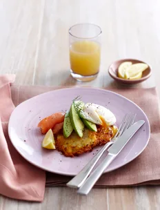Avocado rosti with smoked salmon and eggs
