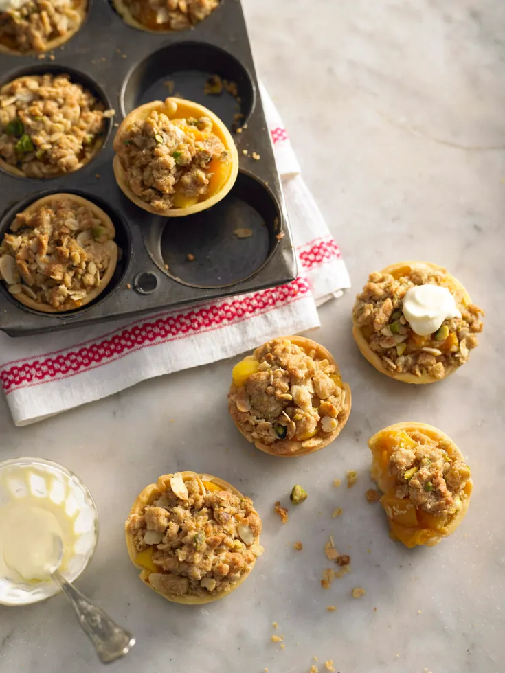 Baby spiced apricot crumbles