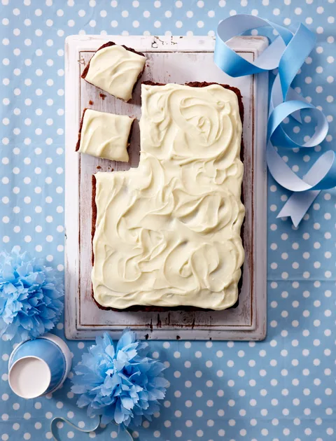 Banana and date cake