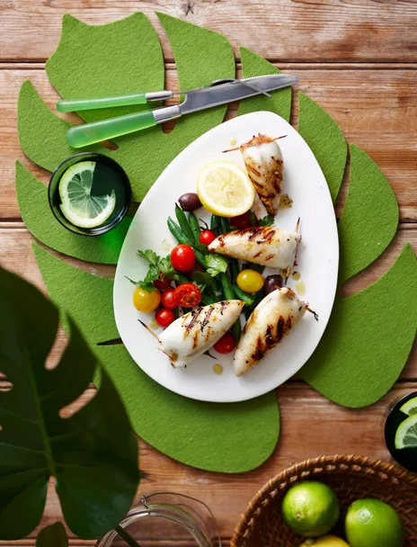 Barbecued stuffed calamari