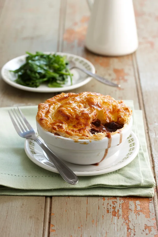 Beef bourguignon pies