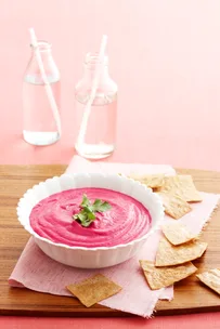 Beetroot and yoghurt dip