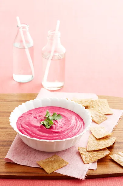 Beetroot and yoghurt dip