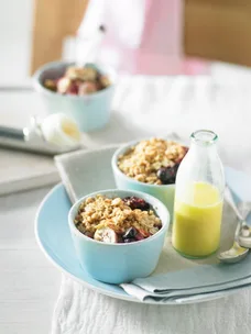 Berry and banana desserts