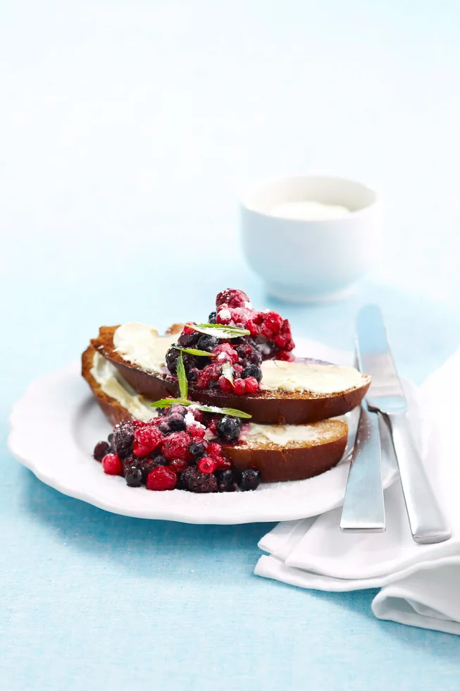 Brioche berry bruschetta