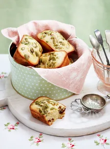 Almond, date and seed friands