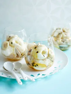 Brown sugar meringue parfait