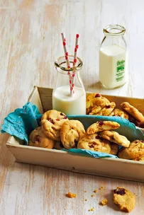 Macadamia, white choc and craisin biscuits