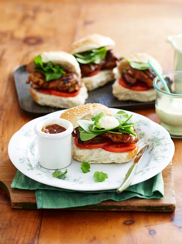 Mango chicken burgers