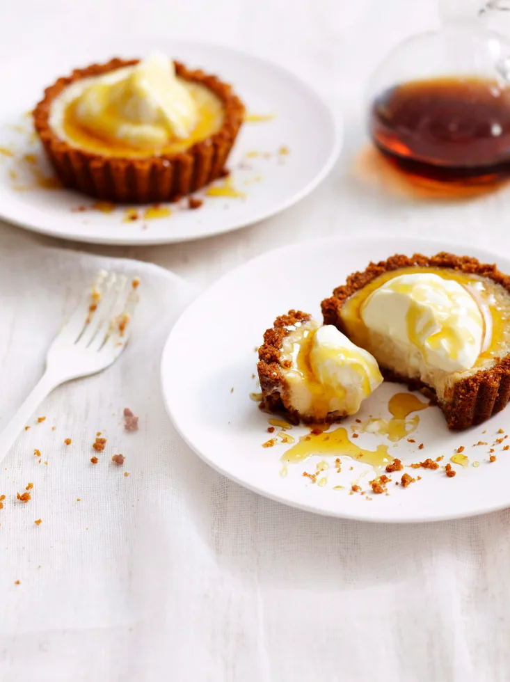 Maple cheesecake tarts