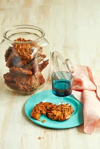 Maple, apple and muesli biscuits