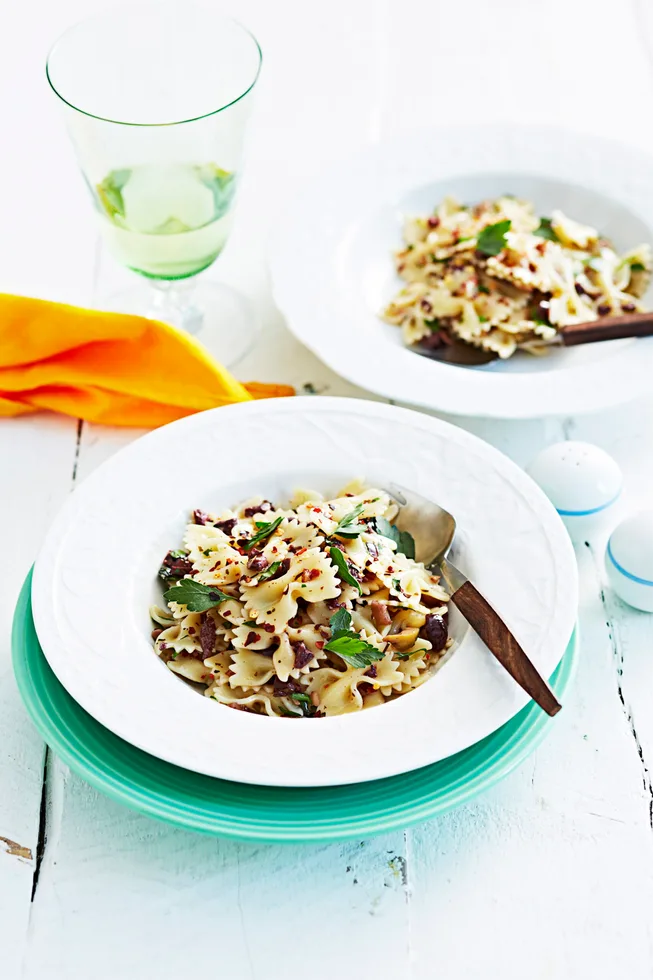 Olive and herb pasta