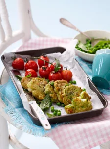 Pea, feta and mint fritters