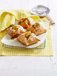 Pear and passionfruit parcels