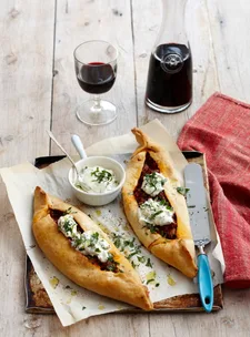 Pide bolognese