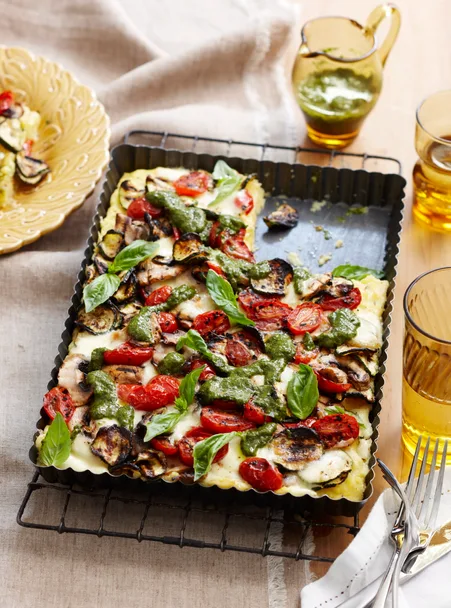 Polenta basil tart