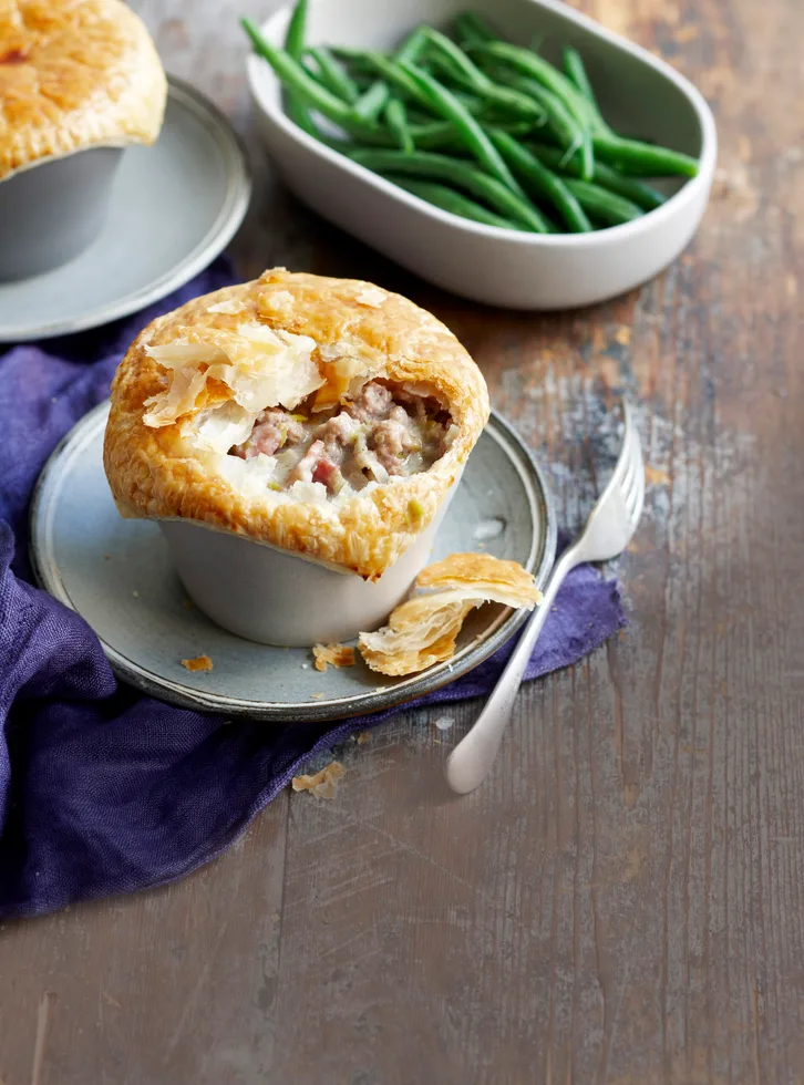 Pork and fennel pot pies