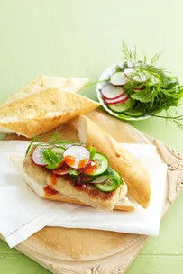Prawn and fish burger