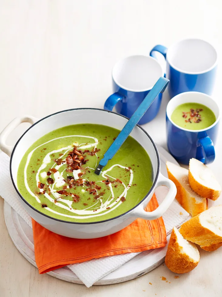Creamy spinach and potato soup