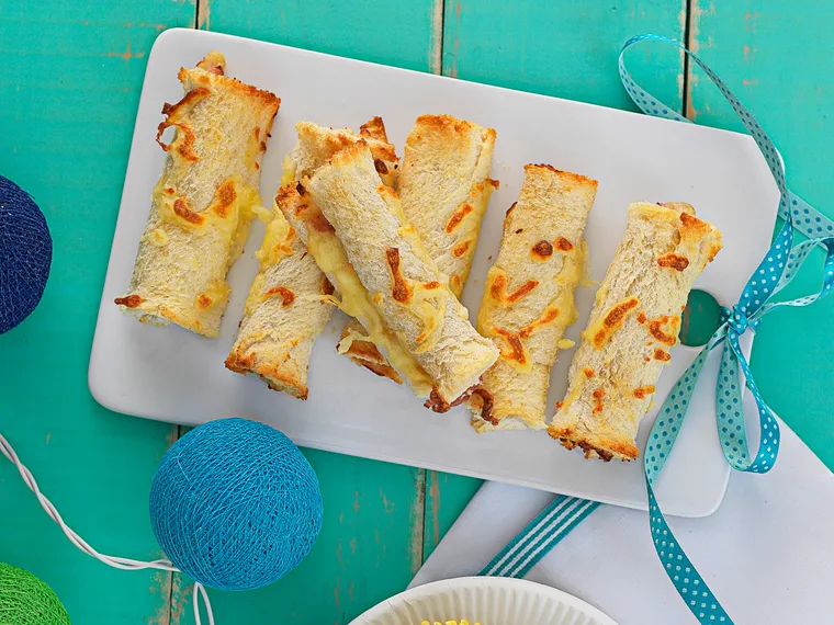 Tomato cheese and ham scrolls