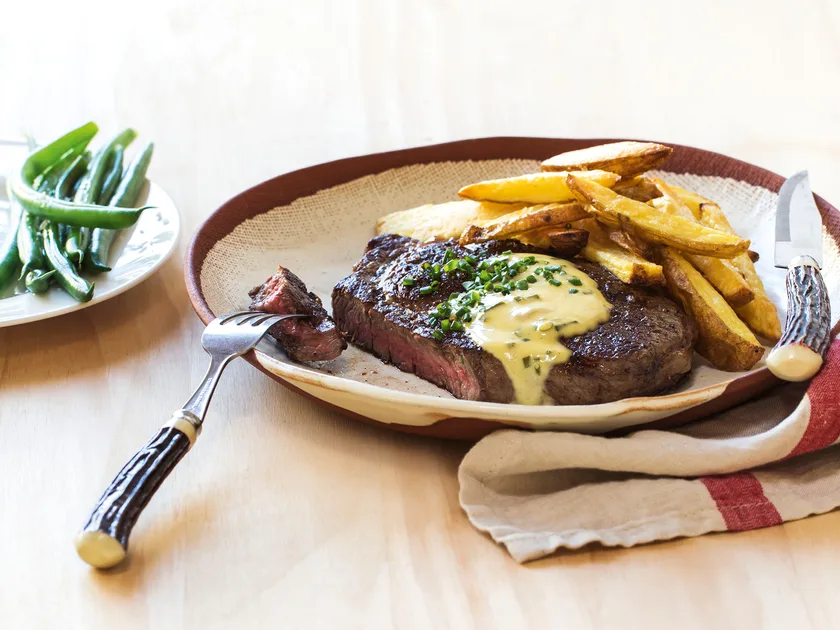 Tender steak with creamy garlic and chive sauce recipe