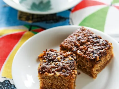 Armenian nutmeg cake