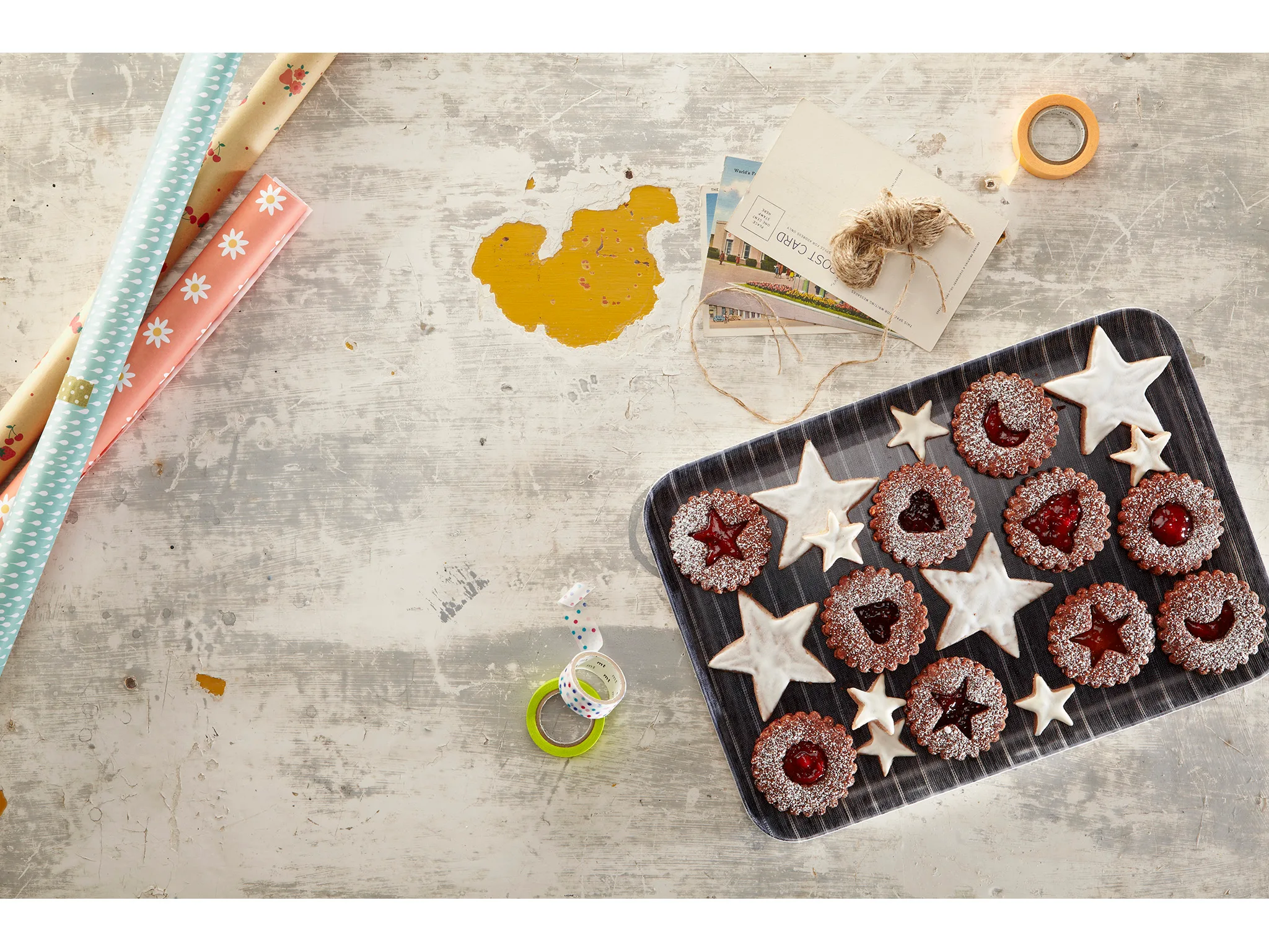 Spicy hazelnut kisses