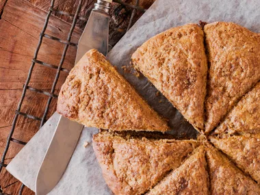 Spiced pumpkin scones