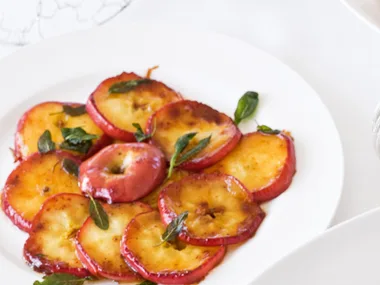 Sugared red apples