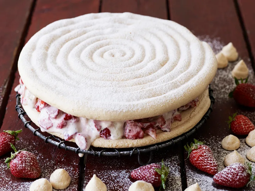 Strawberry vacherin