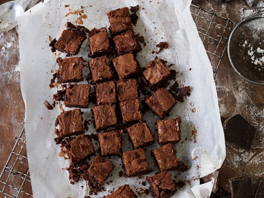 Gooey dark chocolate fudge brownies recipe