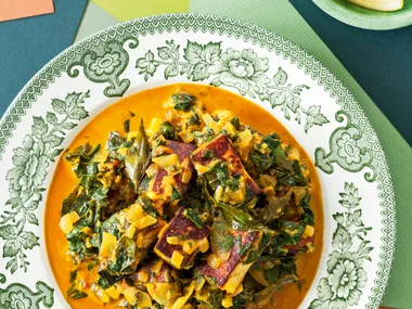 Spinach and paneer curry